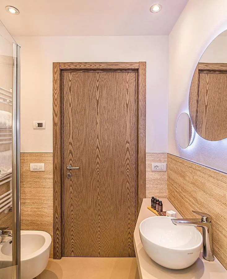 Sea Holidays Apartment 마리아나디피에트라산타