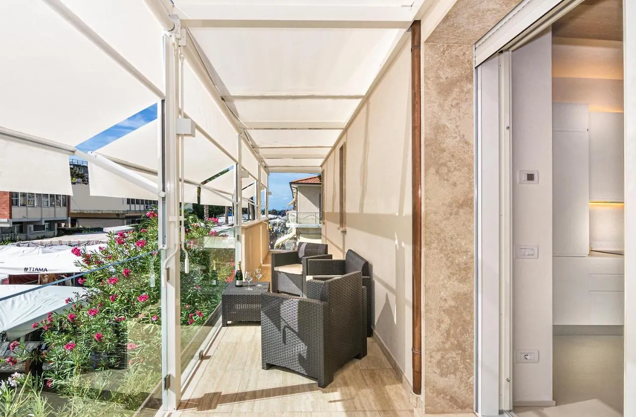 Sea Holidays Apartment Marina di Pietrasanta 0*,